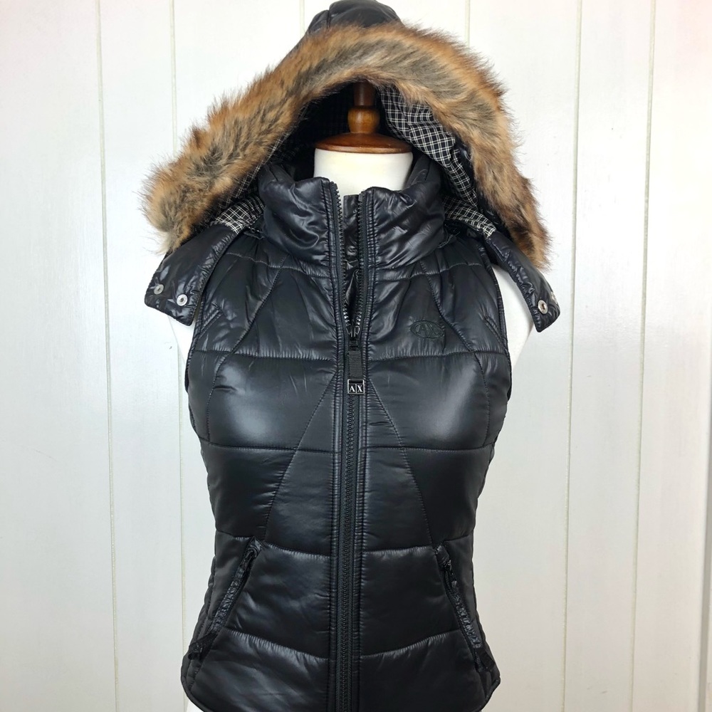 Armani Exchange Women's Winter Vest Puffer Coat W Hood Lightweight Outerwear XS